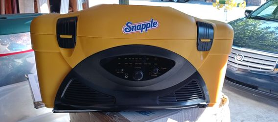 Am/Fm radio ice chest