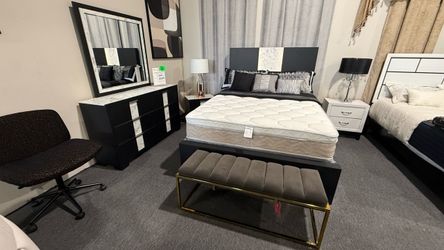 4 PC QUEEN BEDROOM SET