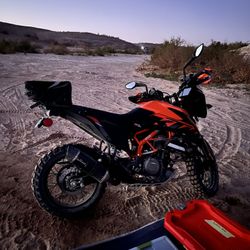 2023 KTM 390 ADV 