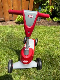 Radio Flyer 4 Wheel Scooter