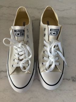 Converse Adult Chuck Taylor All Star Low Top Shoes NEW
