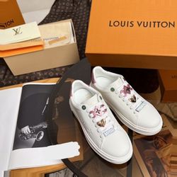 Louis Vuitton Time Out 88