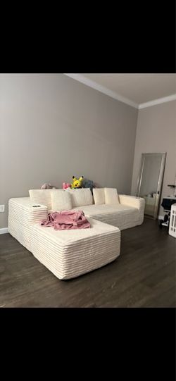 Cloud boneless couch