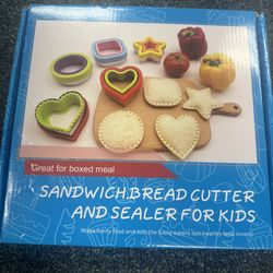 Sandwich Cutter Bread Cutter BRAND NEW
