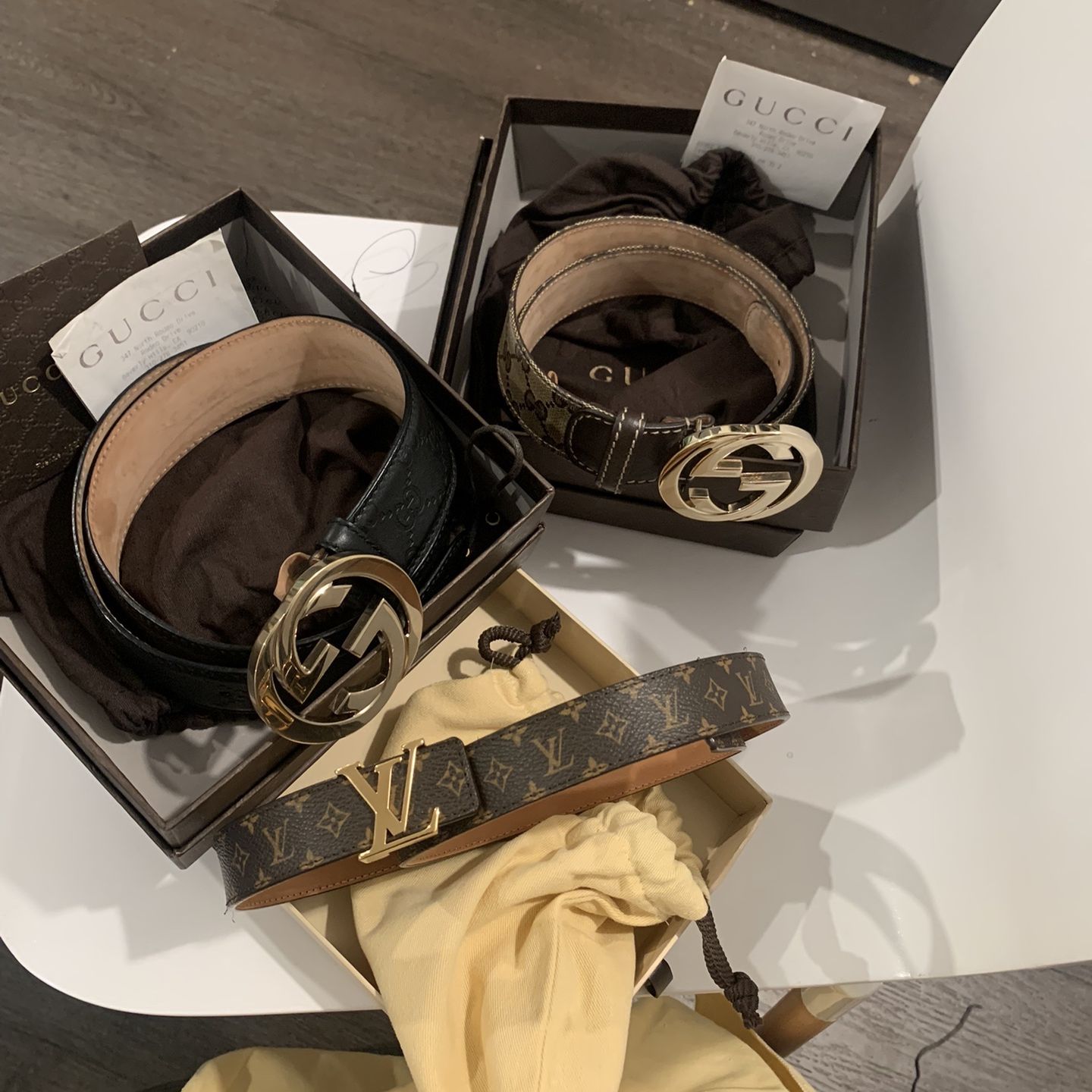 Louis Vuitton & Gucci ベルトセット Authentic Gucci And Louis Vuitton Belts with Receipts for Sale in