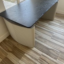 Rove Concepts Eryk / Athena E- Standing Desk