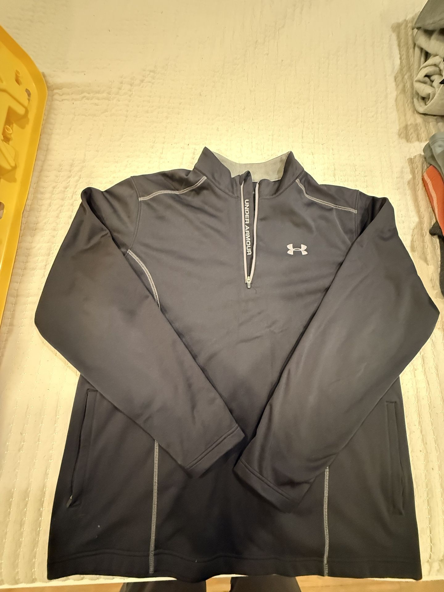 UNDER ARMOUR GOLF PULLOVER