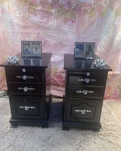 Classic Style Wooden Nightstands Or Side Tables Colors Black Gloss And Silver Set Has Been Refurbished!🌺