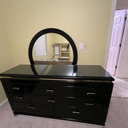 Matching Vintage/Antique Dresser Set