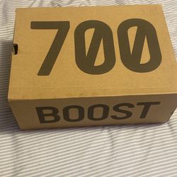 Yezzy Boost 700