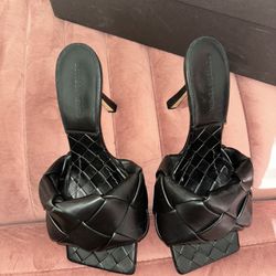 Black Bottega Veneta Heels