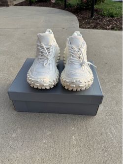 Balenciaga Defender