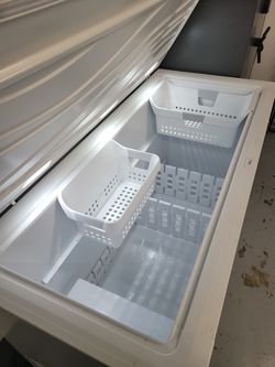 Kenmore Elite 17 Cu Chest Freezer for Sale in Tacoma, WA - OfferUp