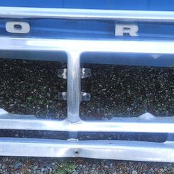 1973 to 1979 Ford (Dent Side) F100, F150, F250, F350, Bronco Chrome Grille (No Inserts)
