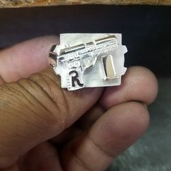 Gun ring