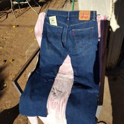 Levis Jeans