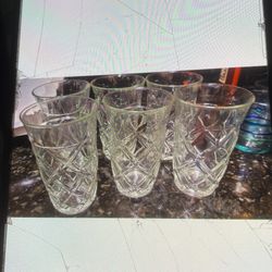 Clear Glass Drinking Glasses