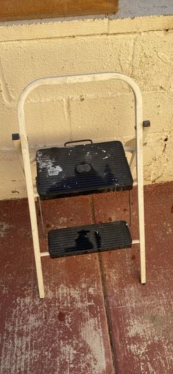 Step ladder