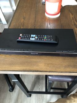 Panasonic blue ray player with remote and HDMI