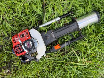 VEVOR 52cc gas-powered T-post driver and fence pile pounder