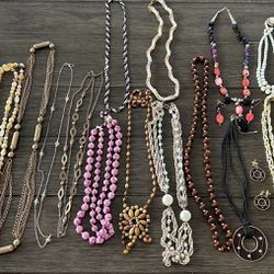 Vintage Necklace/Clip Earring Bundle