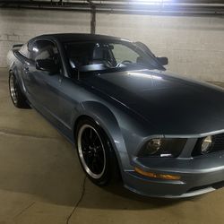 2005 Ford Mustang