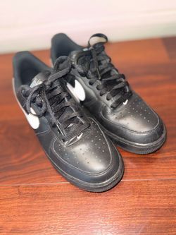 Nike Air Force 1 Low Black Sneakers size 9
