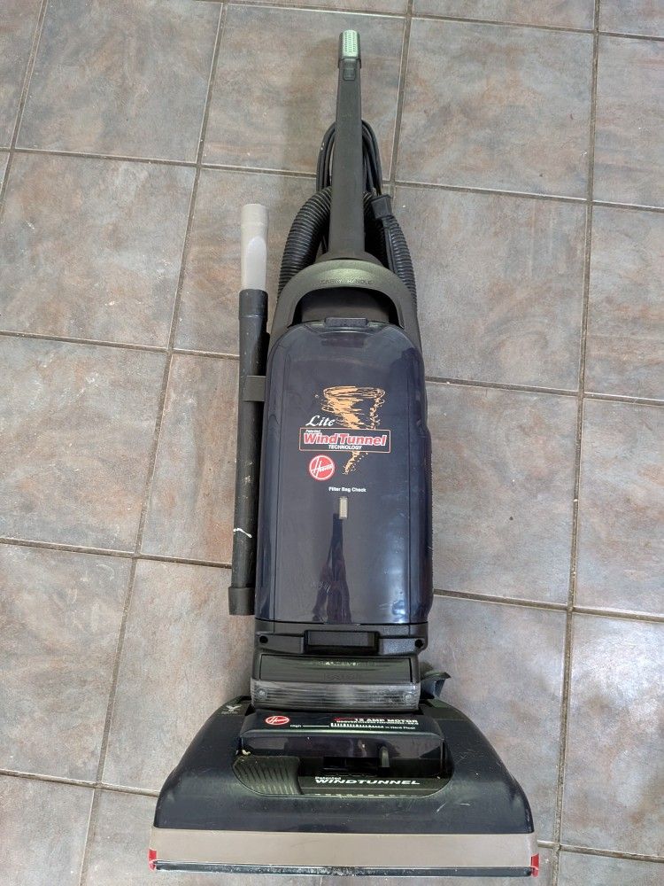 Hoover WindTunnel Vacuum