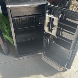 Beverage Refrigerator