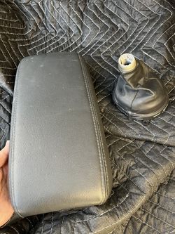 Acura CSX Leather Center Arm Rest And Shift Boot