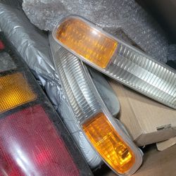 Stoplight , Sidelight , Headlight