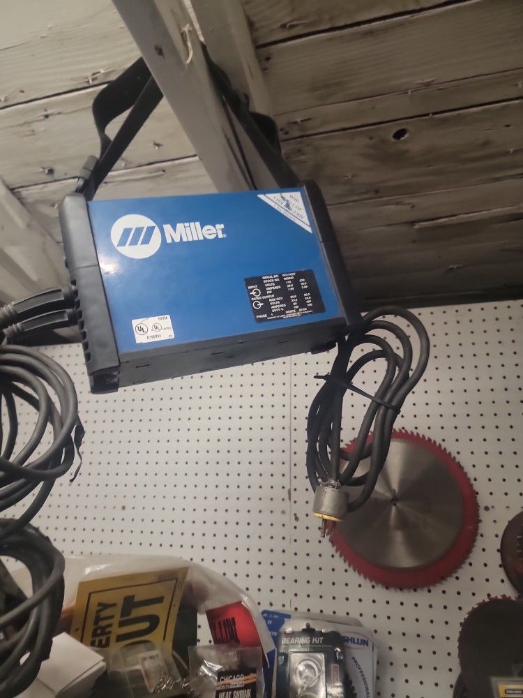 Miller Maxsstar 140