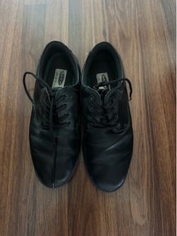 Marching shoes