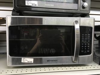 Emerson Microwave 1000 Watts