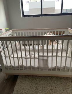 Babyletto convertible crib and newton mattress