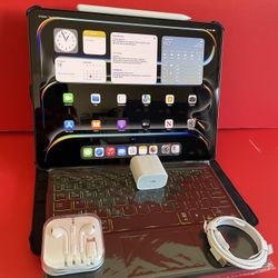 Apple IPad Pro 13”  (M4 chip /OLED display/ 2024 Newest ) 512GB with keyboard, pen & Accessories 