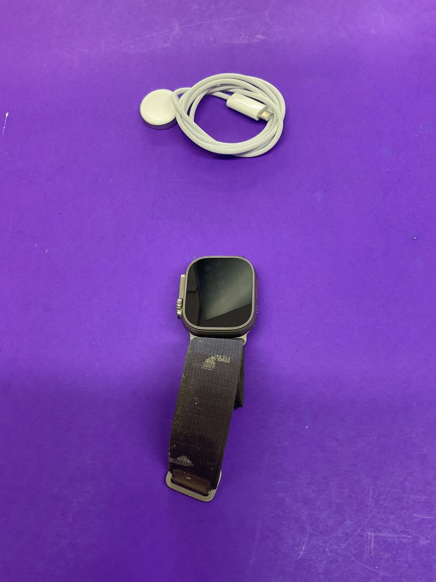 Apple Watch Ultra 2 (MREW3LL/A) – 49mm Titanium Case, 95% Battery Health