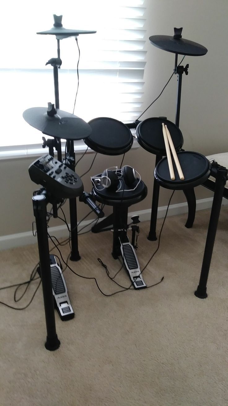 Alesis Nitro Mesh Electronic Drum