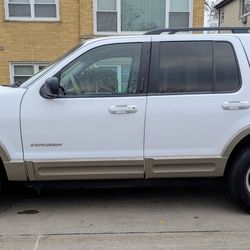 2002 Ford Explorer Eddie Bauer 