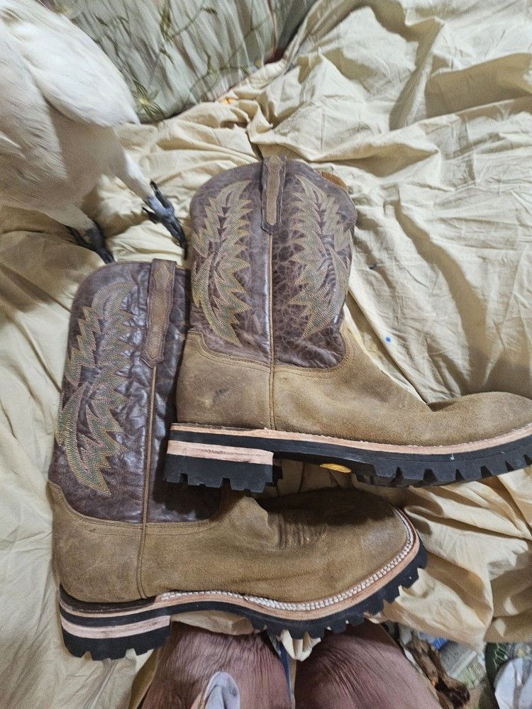 BRAND NEW LUCCHESE COWBOY CAMPING HIKING BOOTS VIBRAM BOTTOMS!