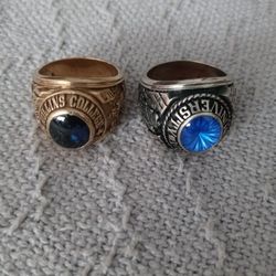 2 10K Gold Rings 48 Grams White Gold And Yellow Gold