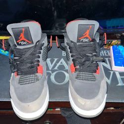 Jordan 4 Infrared 