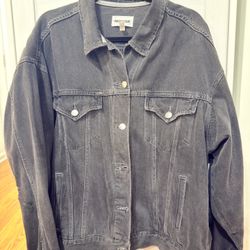 FRAME x Imaan Le Jagged Oversized Denim Jacket – Black (Men’s Small) 