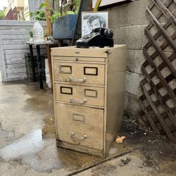 Vintage Beige Cole-Steel Filing Cabinet w/ Typewriter Shelf – Heavy-Duty & Rare  This mid-century Cole-Steel filing cabinet (1950s–70s) is a compact, 
