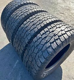 🎃 275 65 20 Toyo Tires Con 80% de Vida Las 4