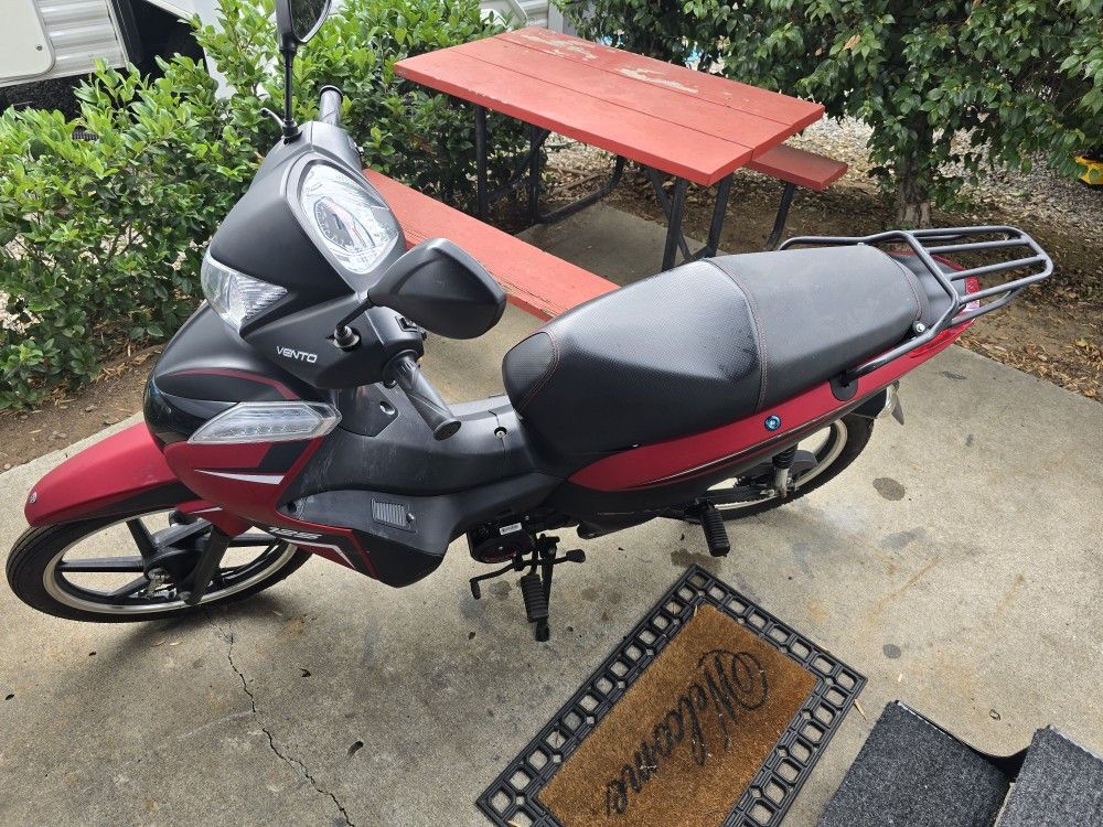 Motor Scooter