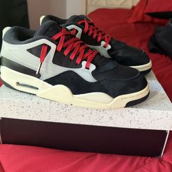 Nike Air Jordan 4