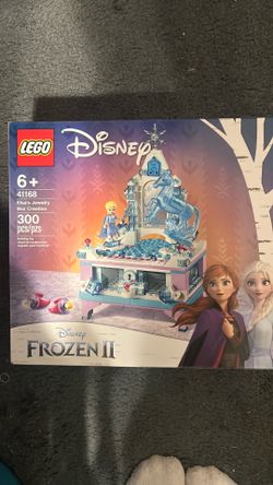 LEGO Disney Elsa’s Jewelry Box Creation