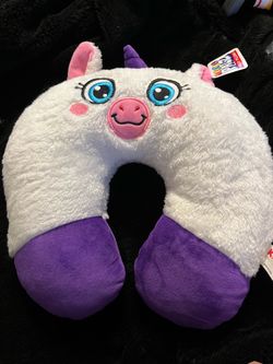 Travel neck pillow