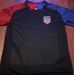Usa 🇺🇸 isabella #7 jersey size M adult